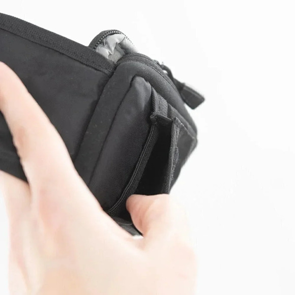 Lowepro Rezo 20 Point & Shoot camera bag - Picture 4 of 6